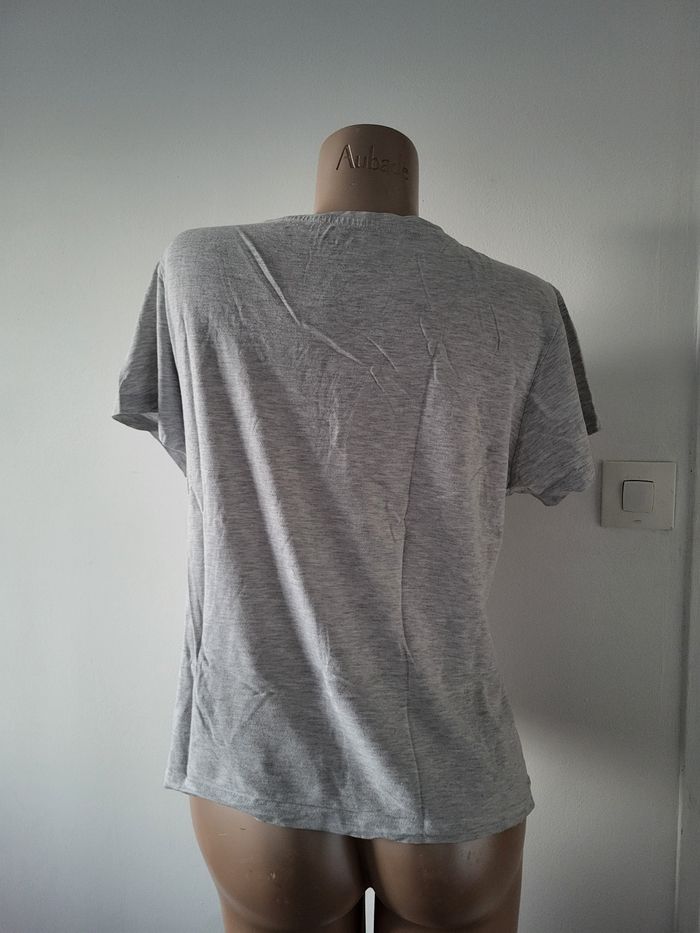 T shirt gris mickey - photo numéro 2