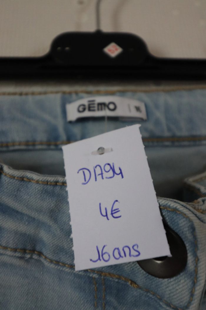 D1794 - jeans fille taille 16 ans - photo numéro 3