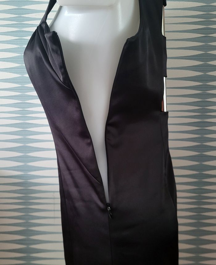Robe cocktail noire satinée en excellent état taille 38 Caroll - photo numéro 6