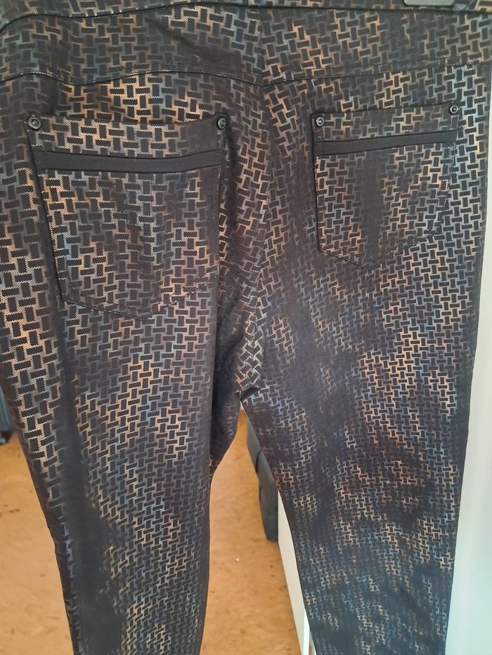 Pantalon droit - photo numéro 3