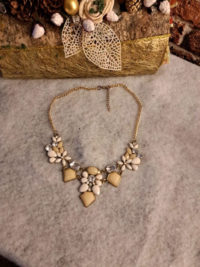 Collier avec strass blanc beige cristal - photo numéro 2