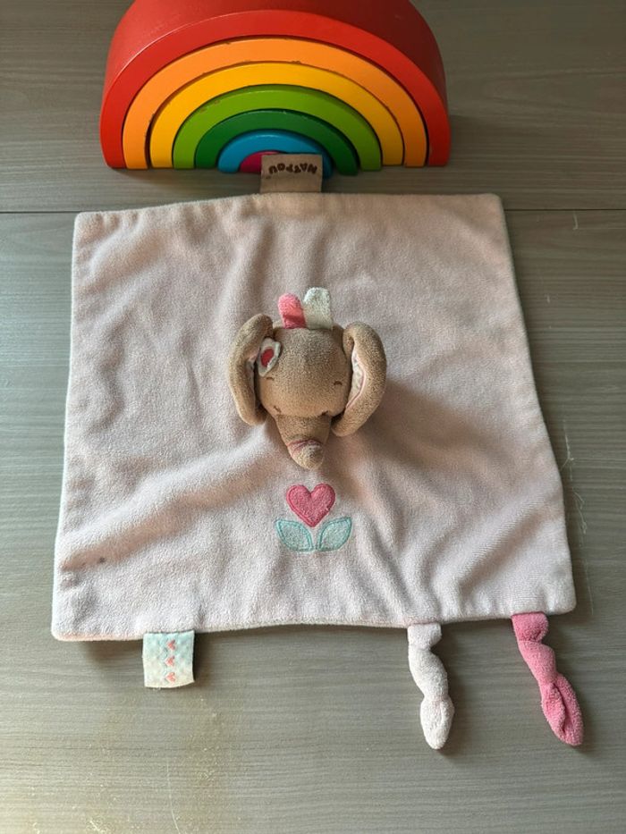 doudou éléphant plat rose Nattou  collection charlotte et Rose - photo numéro 2
