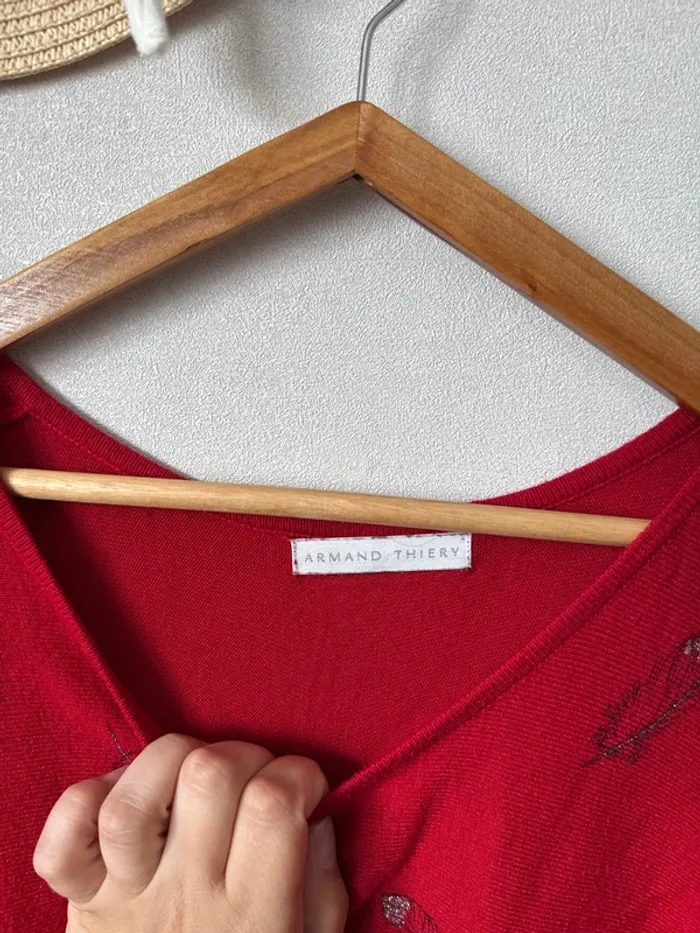 Pull taille 2 - photo numéro 2