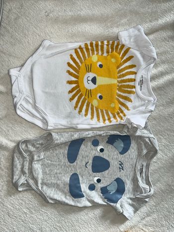 Lot de 2 bodys 3 mois 59cm