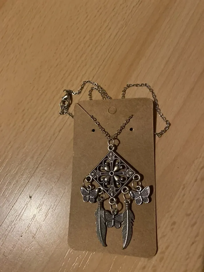 Bijoux collier fantaisie