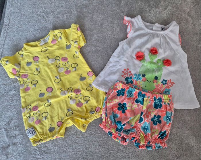Vêtements bébé (1 a 6 mois) - photo numéro 9