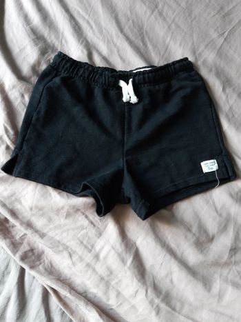Short noir 9/10 ans