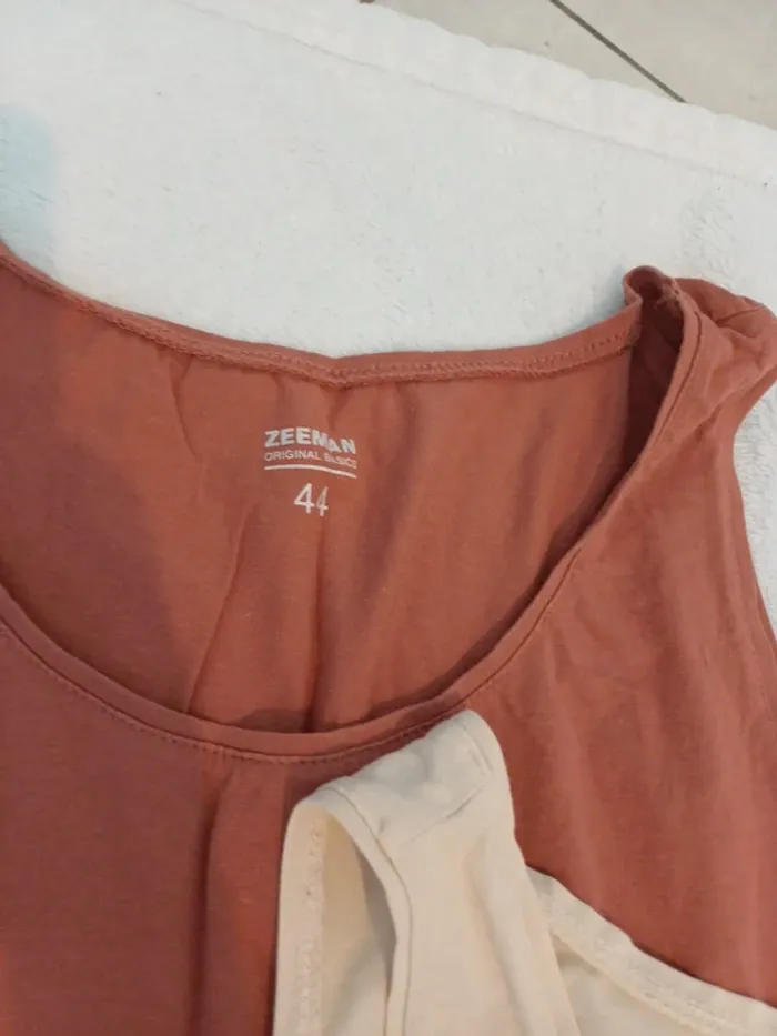 Lot 2 débardeurs uni Taille 44 Zeeman - photo numéro 2
