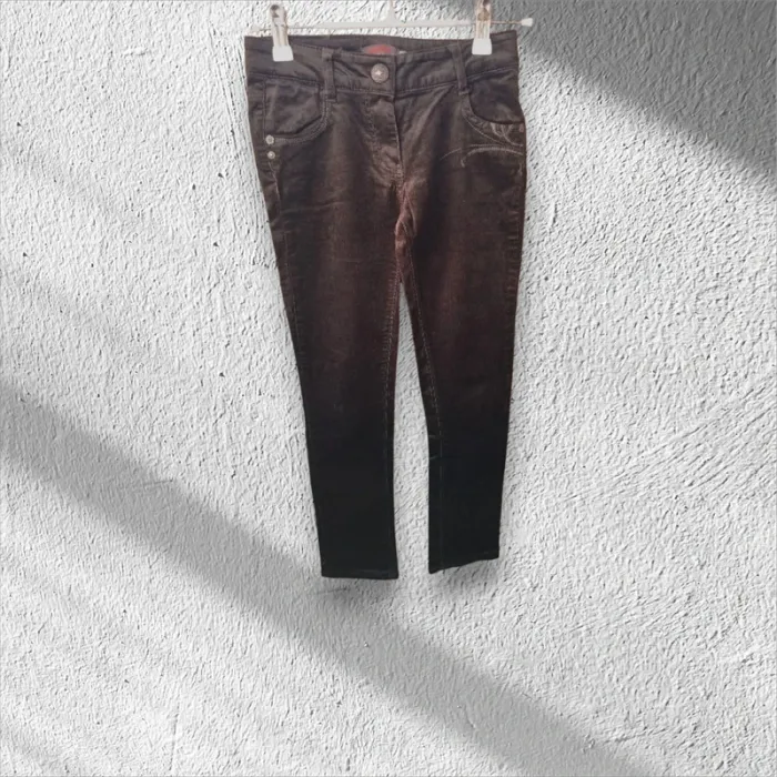 đź”´Pantalon taille 8 ans