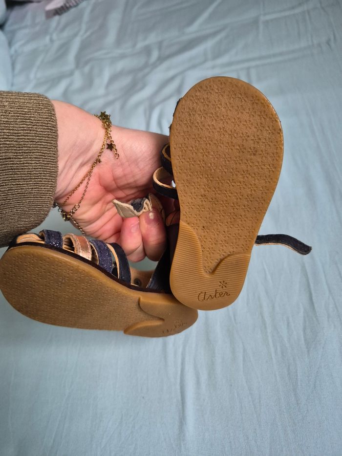 Chaussure taille 21 aster - photo numéro 2
