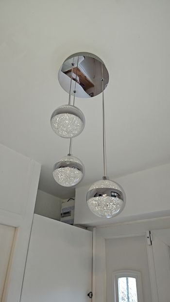 lustre led
