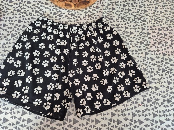 Short pyjama