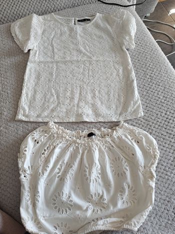 Lot de 2 tee shirt blanc 8 ans très bon état 