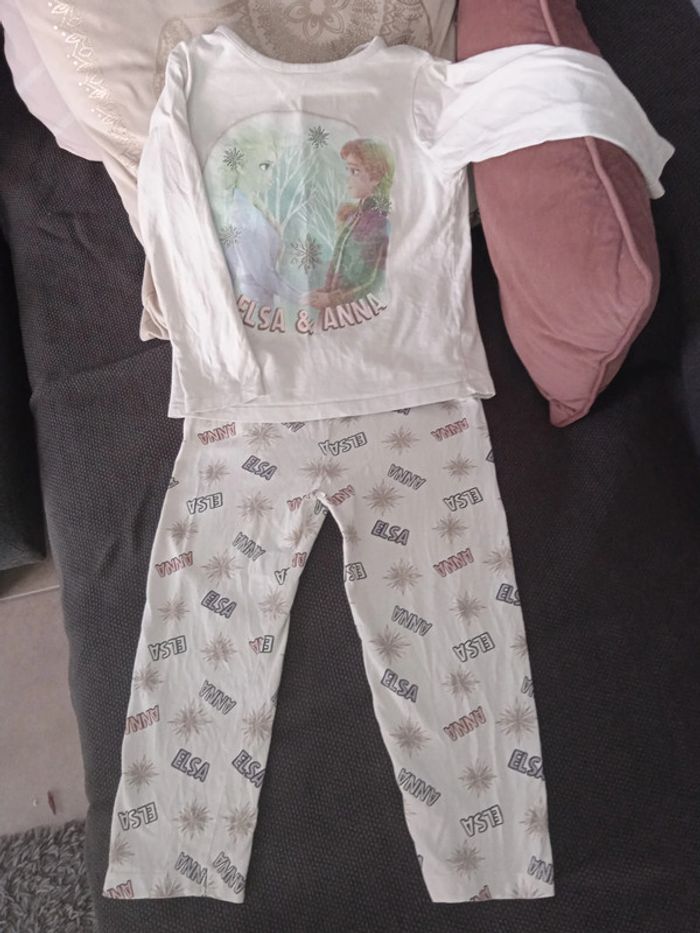 Pyjama reine des neiges