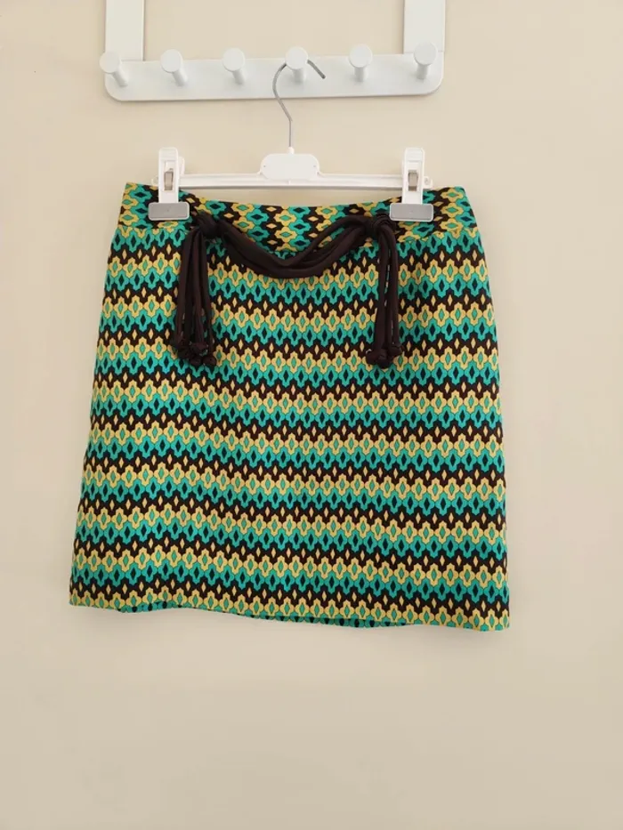 Belle minijupe Milly 100% soie style vintage 36 - photo numéro 3