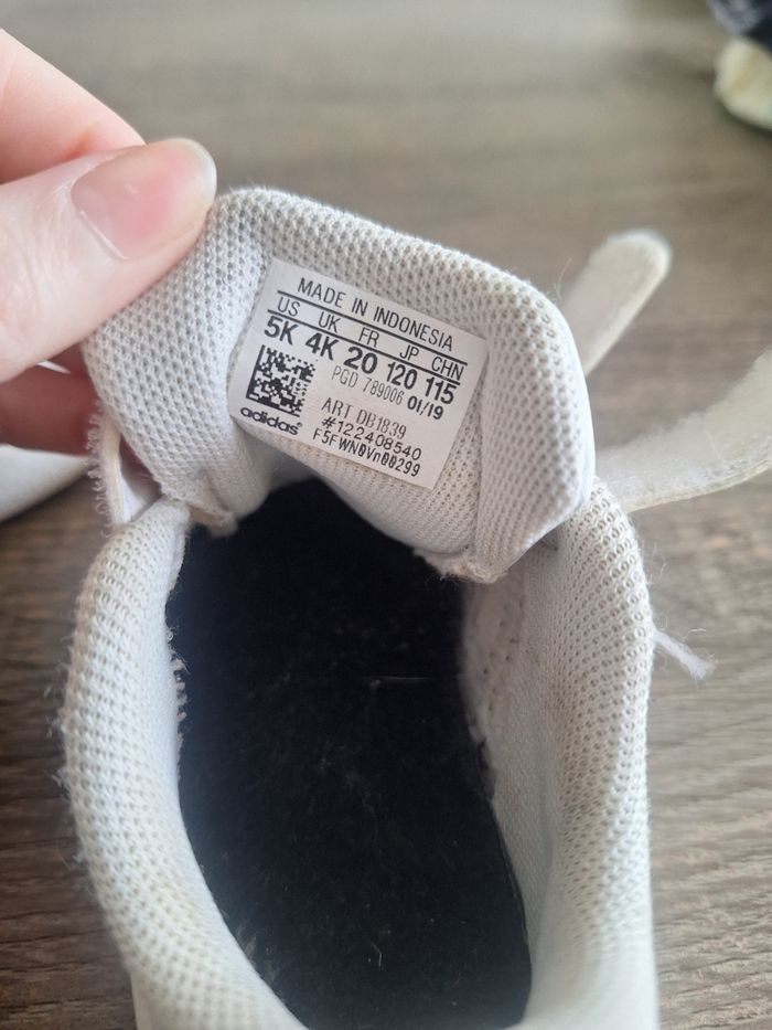 Baskets addidas - photo numéro 3