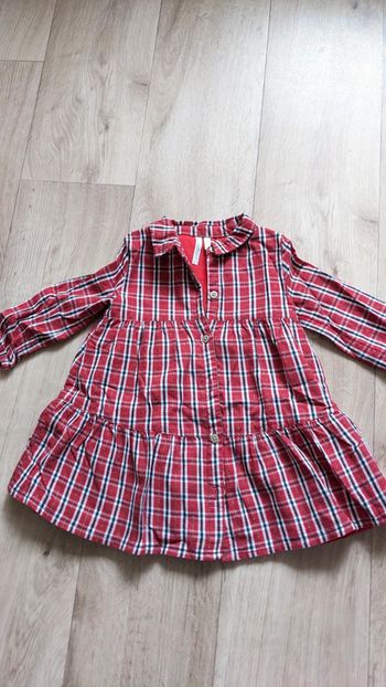 Robe rouge et Noire Orchestra 9 Mois