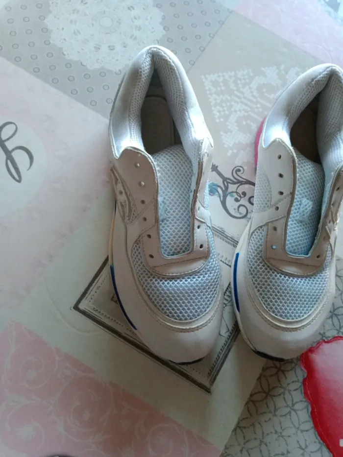 Paire de baskets - photo numéro 7