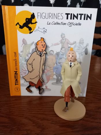 Figurine tintin en trench coat