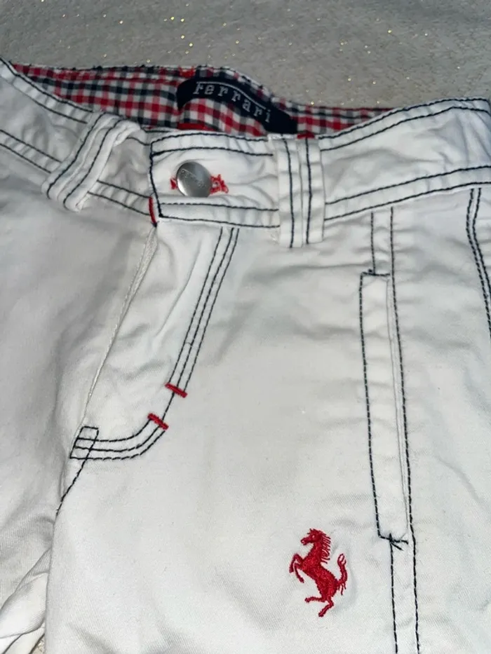 Short Ferrari, 12 mois - photo numéro 2