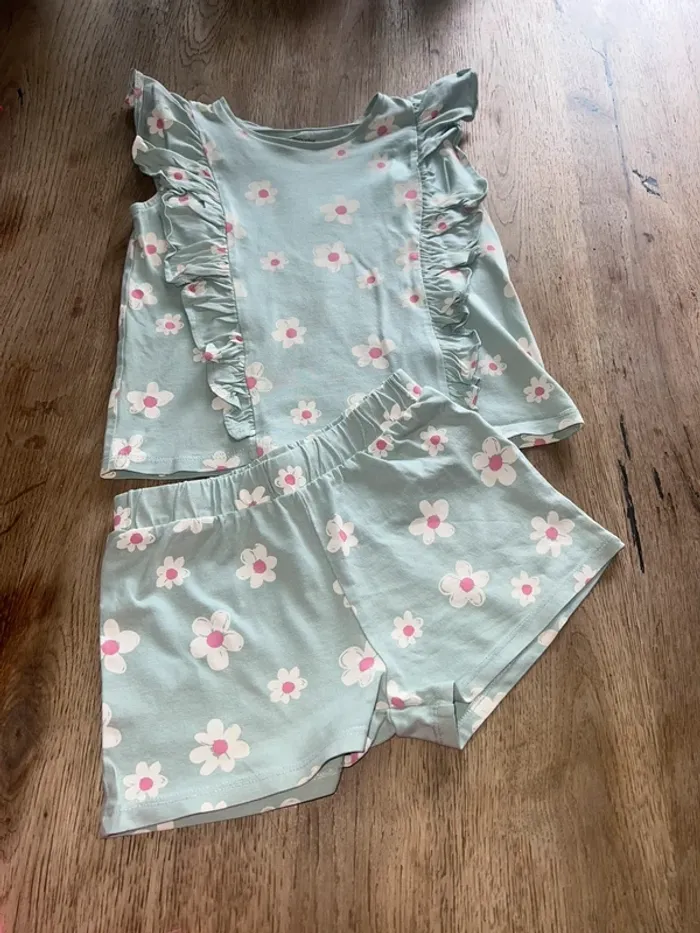 Lot fille 5 ans 🍭 - photo numéro 12