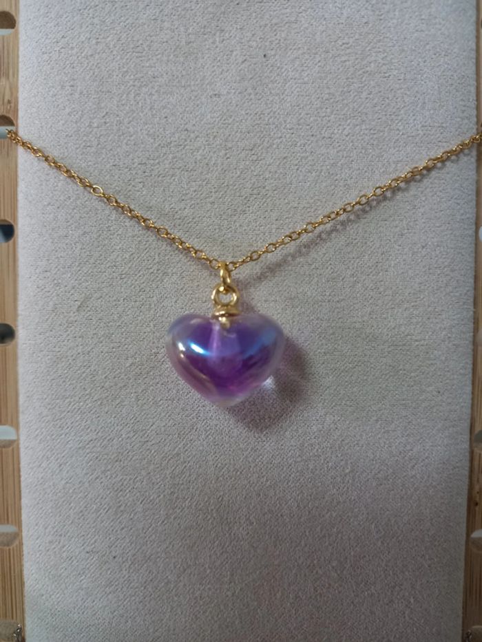Collier cœur violet