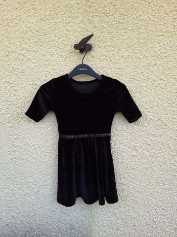 👗 Magnifique robe manches courtes Kiabi 8 ans