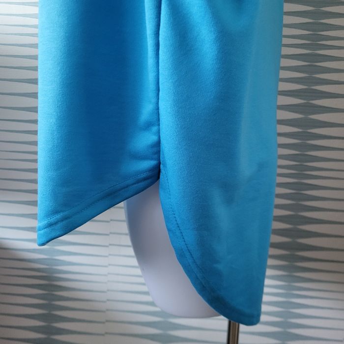 Tee-shirt sans manche et à capuche bleu taille XL Shein en excellent état - photo numéro 8