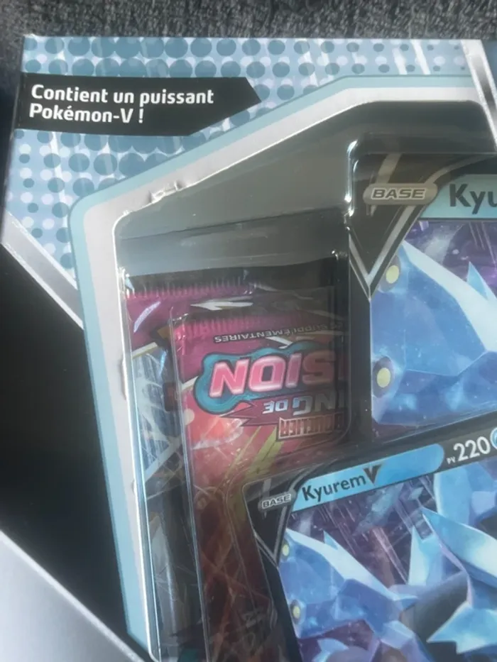 Coffret Kyurem V (BUG) Booster à l'envers - Pokémon FR - photo numéro 3