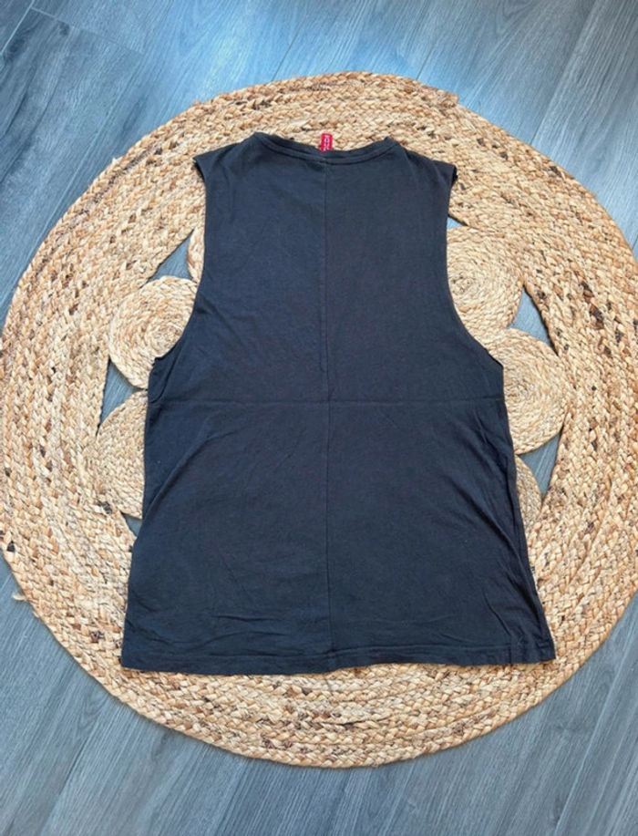 Teeshirt H&M taille XS - photo numéro 2