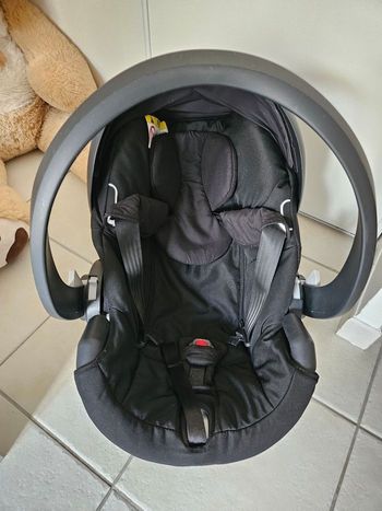 Cosy Babyzen BeSafe (comme neuf)