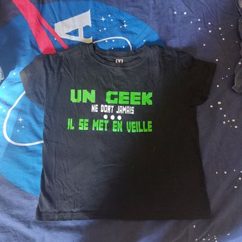 tee-shirt geek
