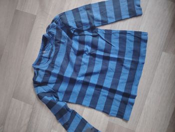 Tee shirt