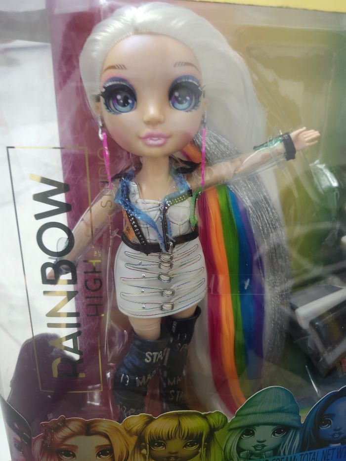 Rainbow High Hair Studio Amaya Reine - neuf - photo numéro 2