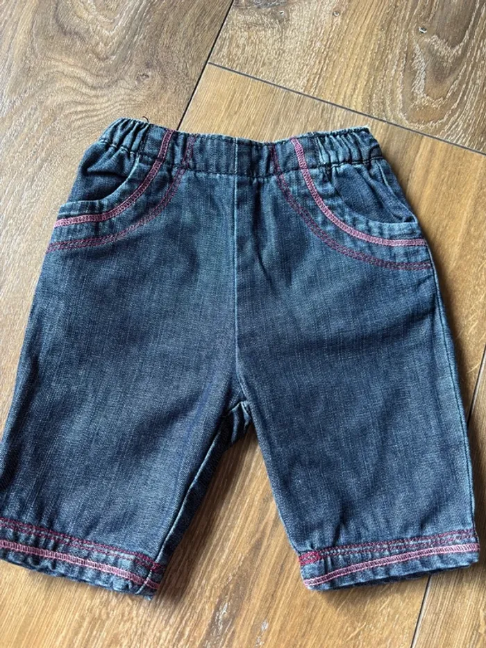 Jean Obaibi 1 mois fille