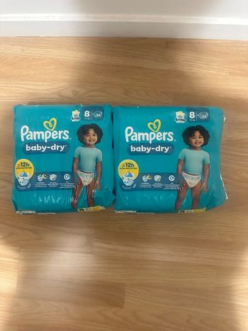 Pampers taille 8 