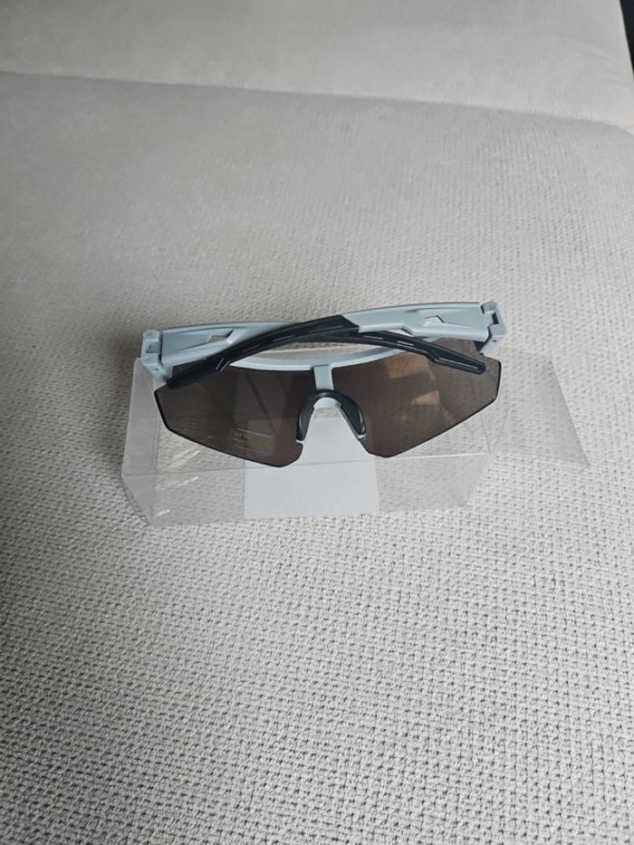 Lunettes de sport - photo numéro 2