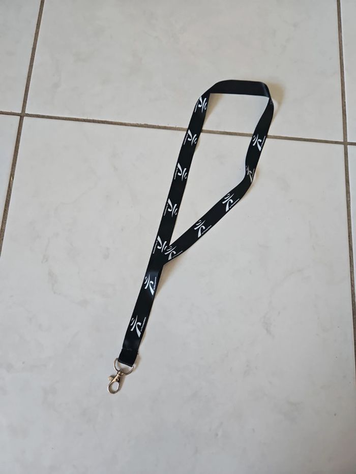 Tour de cou intermarché Neuf cont3 - photo numéro 2