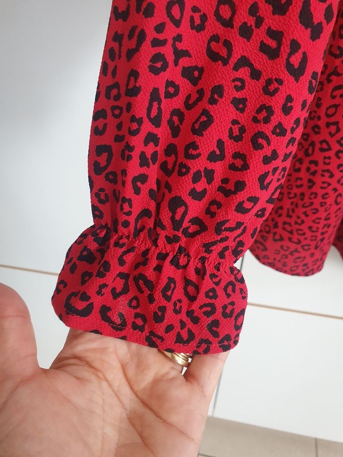 Combishort  manches longues rouge léopard H&M T. M - photo numéro 3