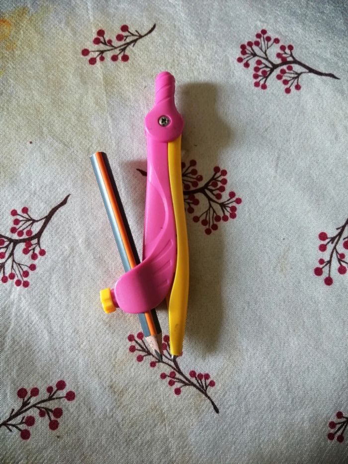 Lot taille crayon/compas/règle 15 cm - photo numéro 2