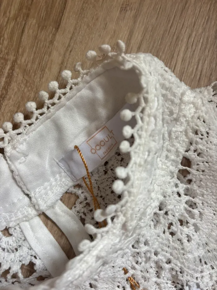 Blouse avec broderie taille S - photo numéro 8