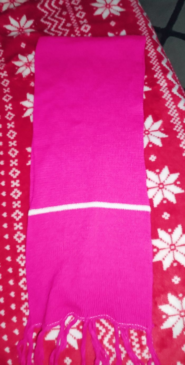 Écharpe bébé ou enfant en très bon état 👌🏻 - photo numéro 4