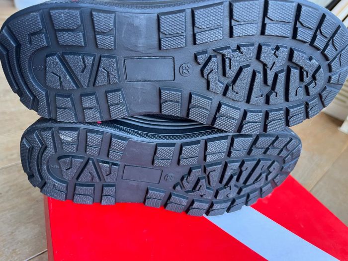 Bottes de neige Kickers 32 neuves - photo numéro 6