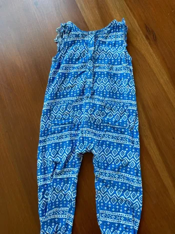 Salopette neuve Tex taille 23 mois