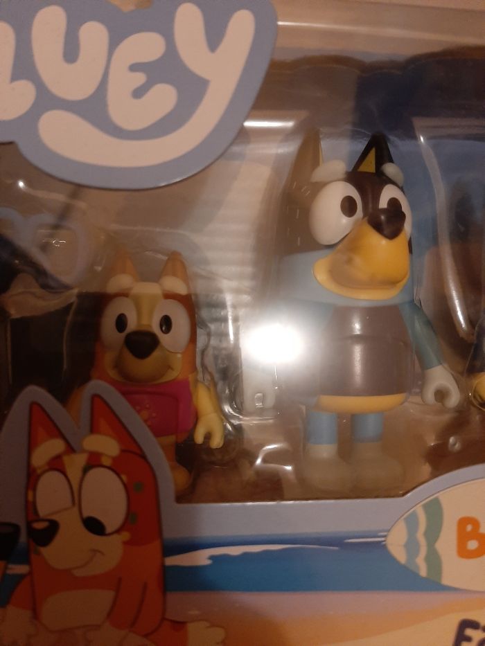 Lot figurines Bluey à la plage - photo numéro 2