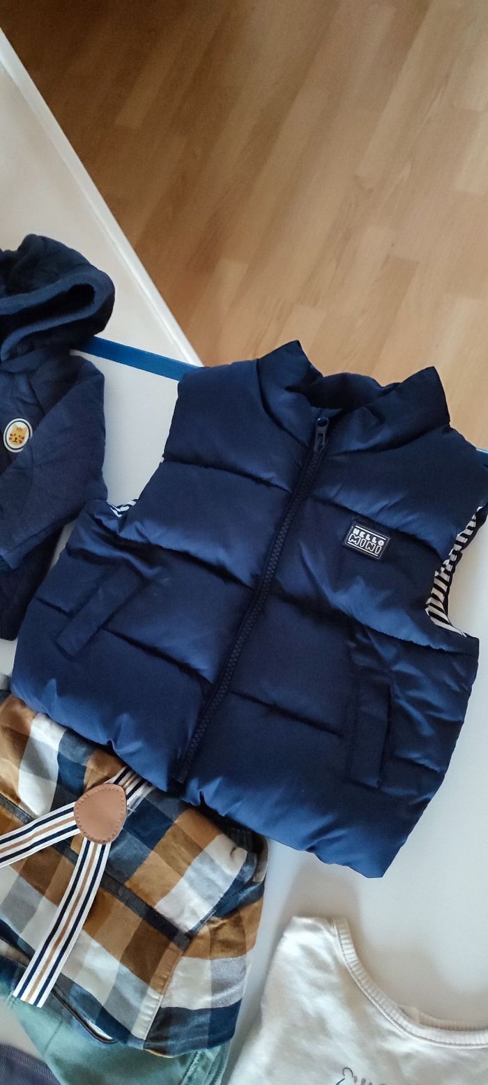 Lot de vêtements bébé garçon 6 mois - photo numéro 2