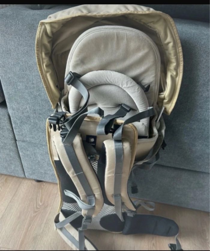 Porte bébé randonnée lafuma