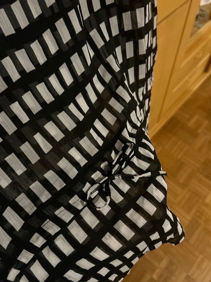 Blouse  noir et blanche - photo numéro 5