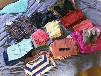 Très gros lot vêtements fille 4ans mi saison hiver
