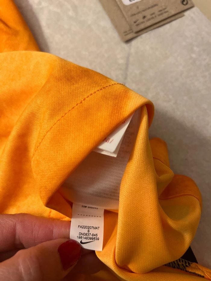Maillot de foot Nike, équipe Pays-Bas avec chaussettes taille 7/8 ans authentique neuf - photo numéro 8